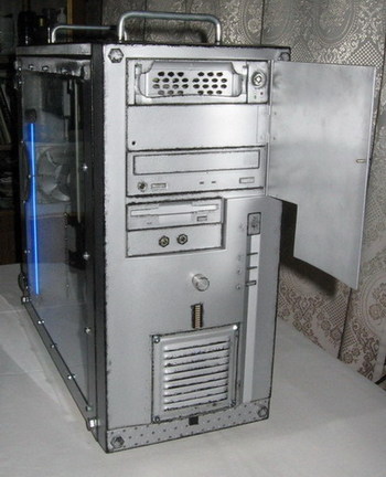 Моддинг корпуса InWin S500