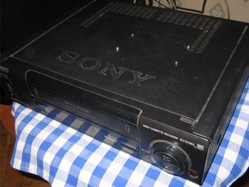 Моддинг корпуса VHS Sony