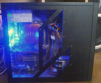 Моддинг корпуса InWin J523