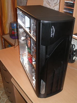 Моддинг корпуса Thermaltake Shark Корпус FullTower Thermaltake Shark [VA7400BWAE]