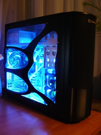 Моддинг корпуса ThermalTake Eurika