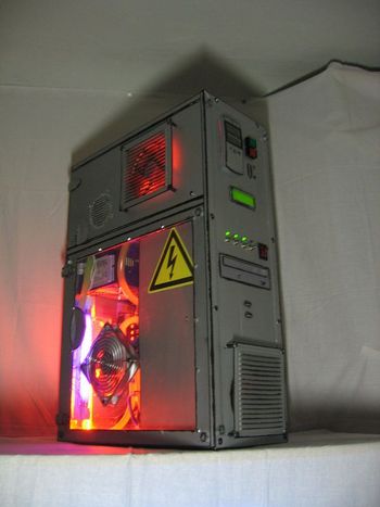 Моддинг корпуса InWin S500