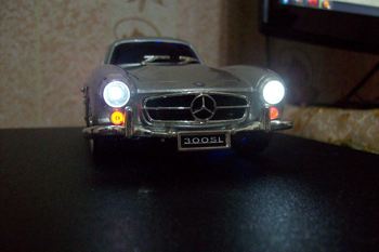 Моддинг Модель автомобиля Mercedes-Benz 300SL 1:24